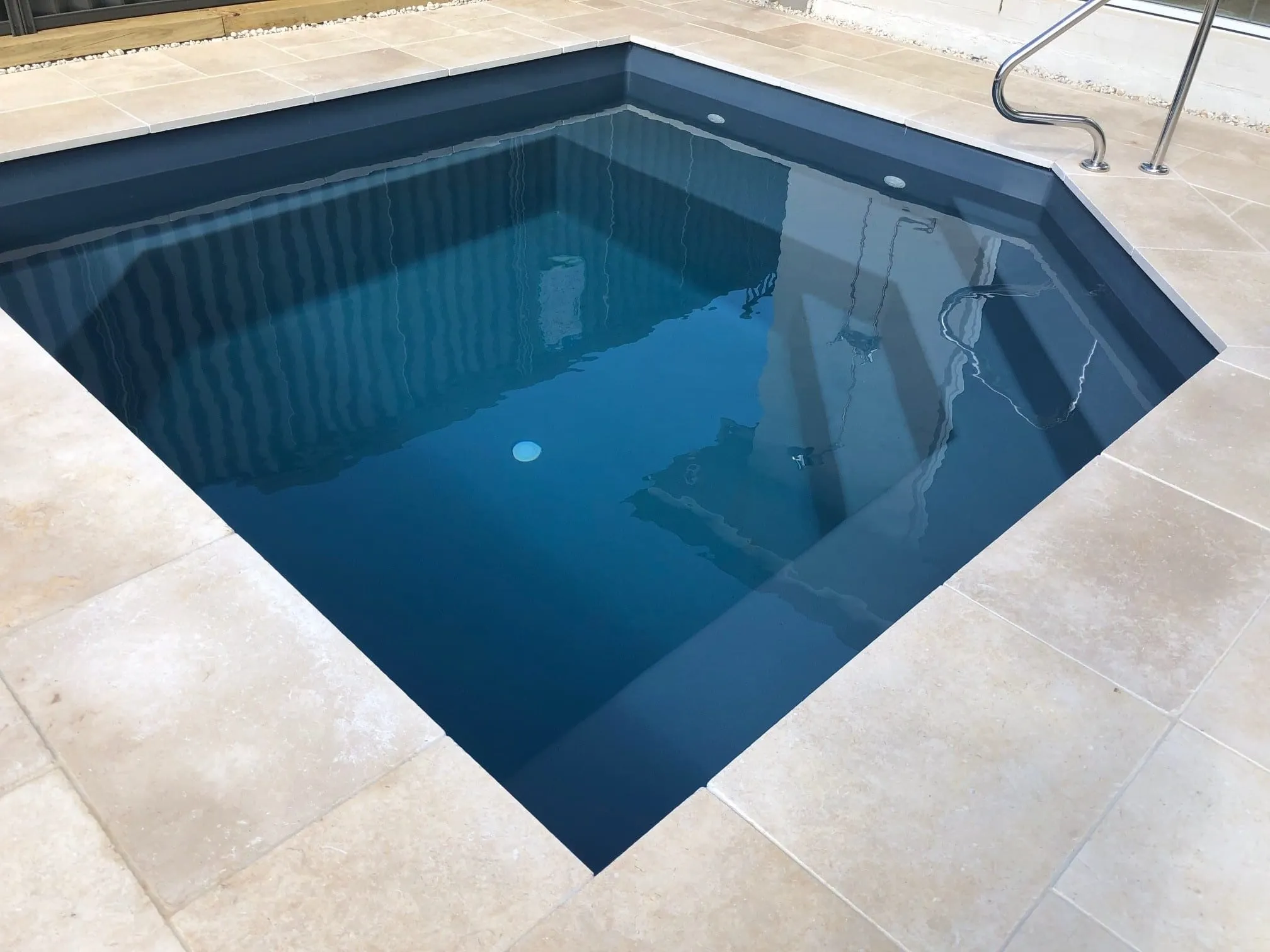Versace 4.2m fibreglass pool by Aquatime Pools